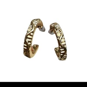 Gold Textured Hoop Earrings - Women Jewelry